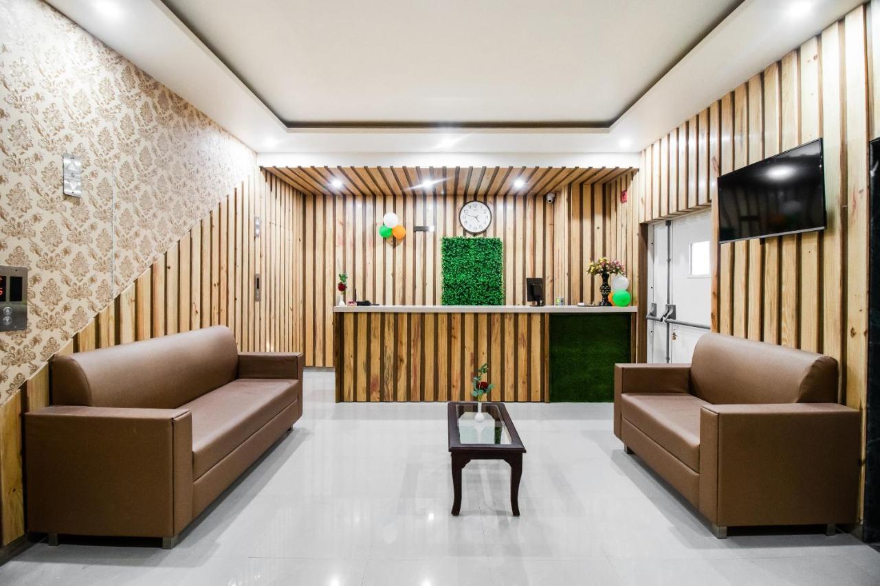 Hotel Grand 81 Faridabad Εξωτερικό φωτογραφία