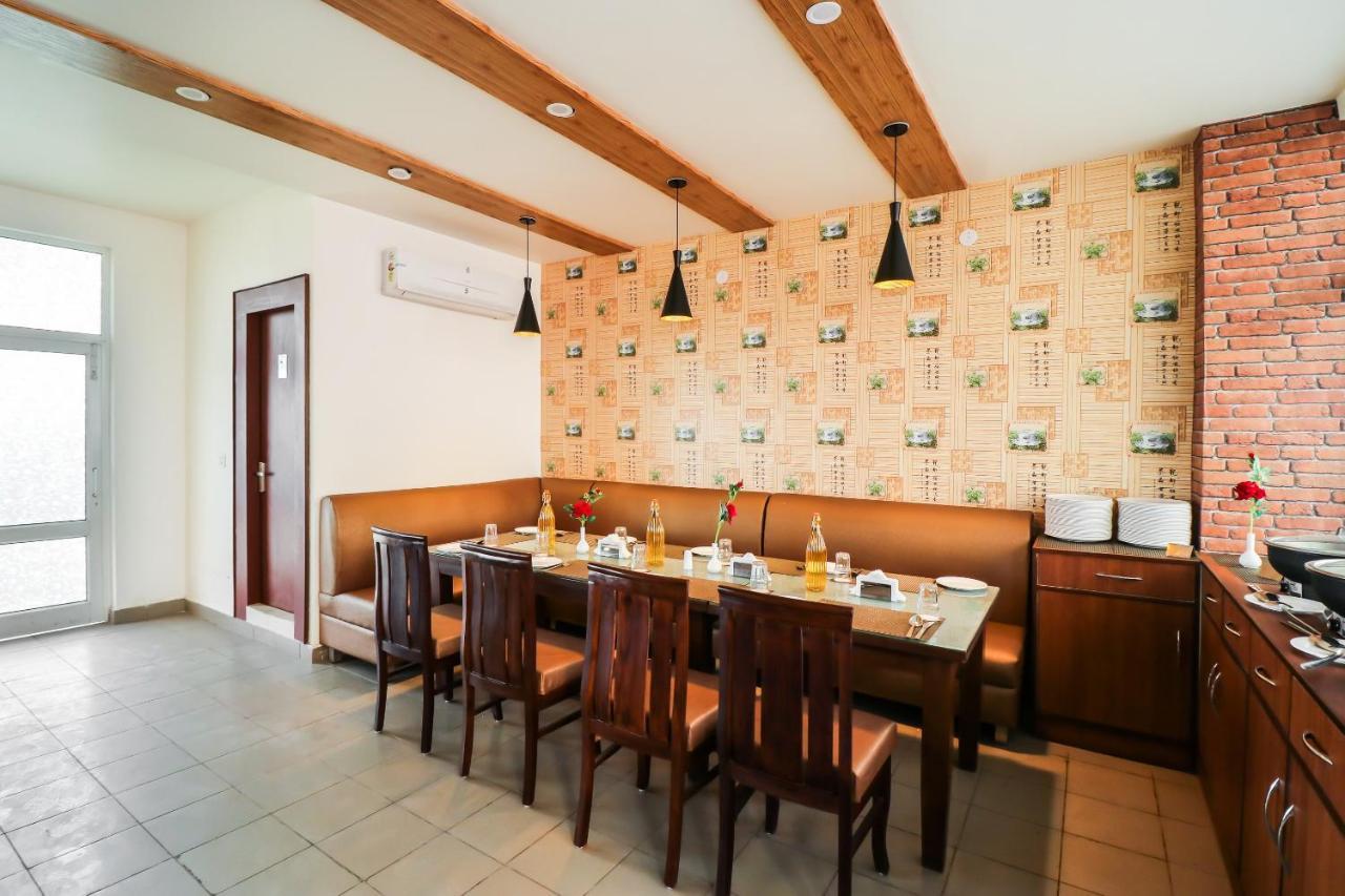 Hotel Grand 81 Faridabad Εξωτερικό φωτογραφία