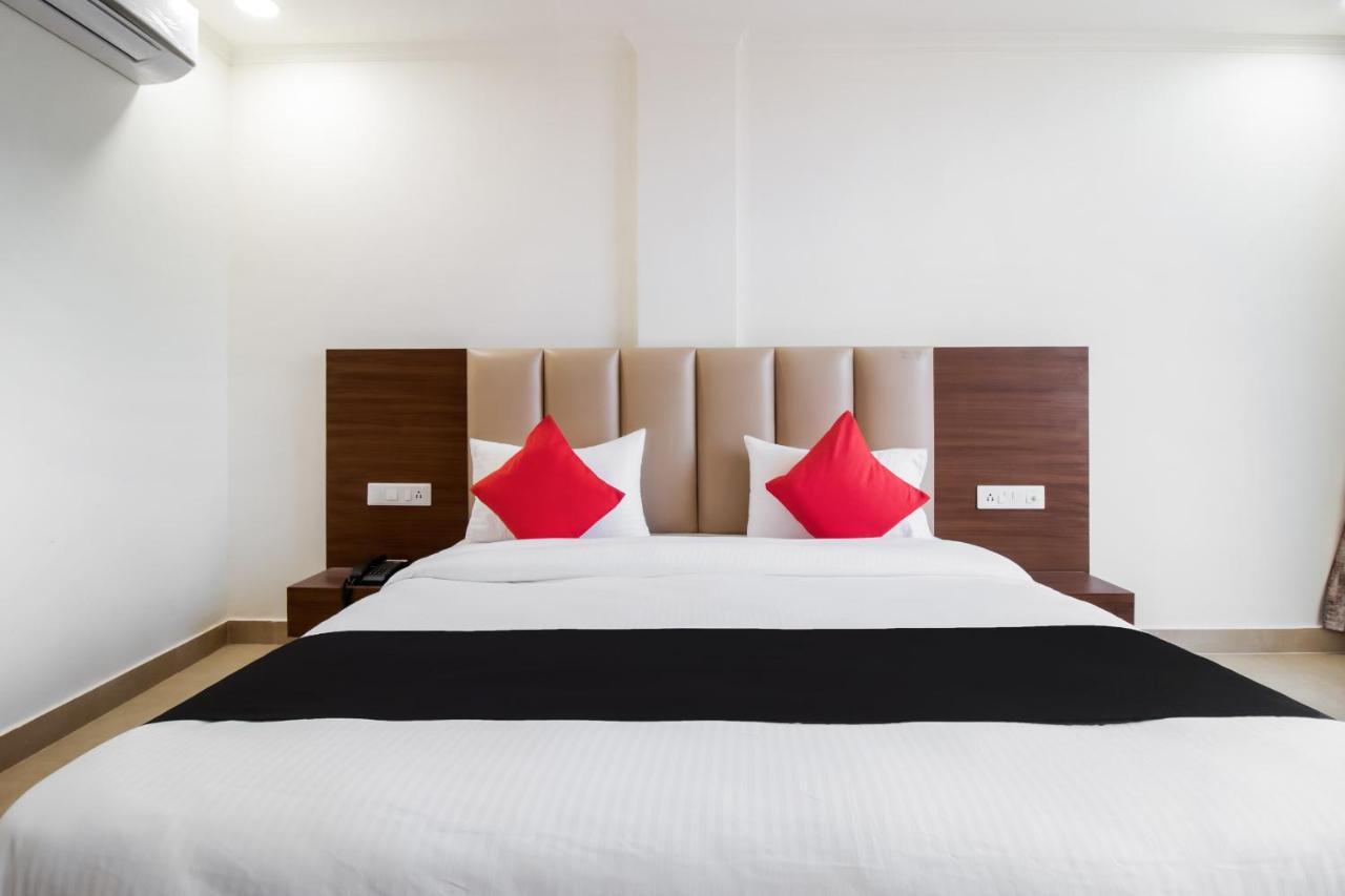 Hotel Grand 81 Faridabad Εξωτερικό φωτογραφία