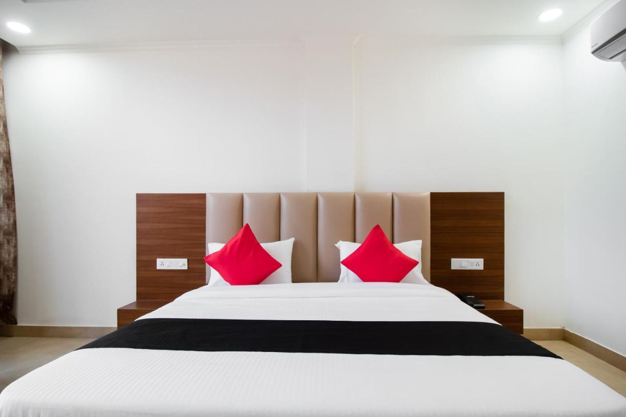 Hotel Grand 81 Faridabad Εξωτερικό φωτογραφία
